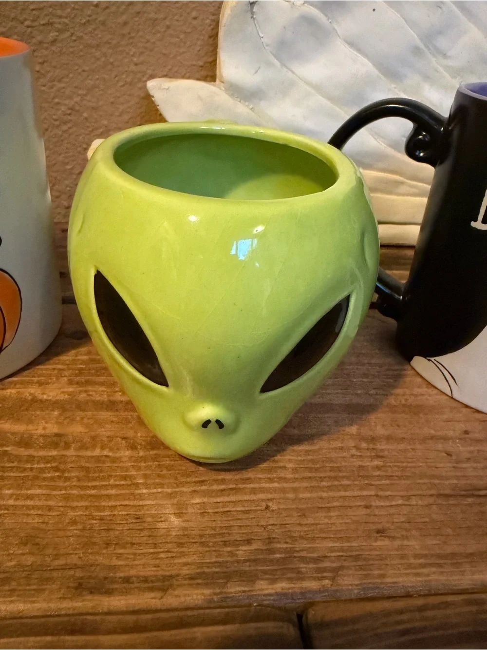 Roswell Alien Mug and 2 Spectrum Halloween Mugs Pumpkin and Boo!